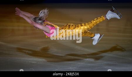 Norwood, Massachusetts, États-Unis. 23 octobre 2022. Amber Glenn, des États-Unis, skate lors du gala du concours de patinage artistique de l'UIP Skate America sur 23 octobre 2022, à Norwood, aux États-Unis d'Amérique. Crédit : Mathieu Belanger/AFLO/Alay Live News Banque D'Images