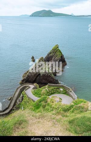 Une vue à couper le souffle sur le coût ouest de l'Irlande, Slea Head conduire sur la péninsule de Dingle l'été, Irlande Banque D'Images