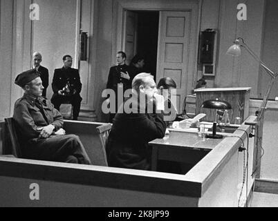 Oslo 19450910. L'affaire Landssvik contre Vidkun Quisling en Cour d'appel d'Eidsivating. Voir soldat Per Røed, Vidkun Quisling et avocat Eillif Fougner. La peine de mort est prononcée. Photo: Actuel / NTB Banque D'Images