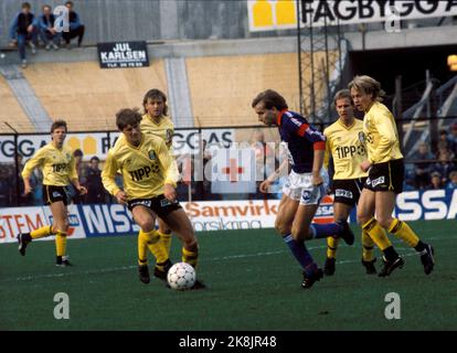 Oslo 19851020. Stade Ullevaal. La finale de la tasse. Lillestrøm - Vålerenga 4-1. Ici, Davidsen de VIF VIF en entraînement fin. Photo: Erik Thorberg / NTB Banque D'Images