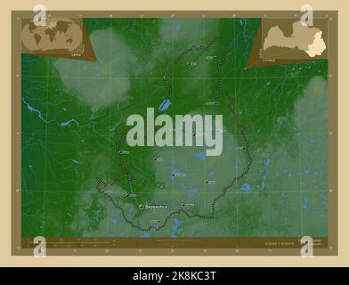 Latgale, province de Lettonie. Carte d'altitude en couleur avec lacs et rivières. Lieux et noms des principales villes de la région. Emplacement auxiliaire du coin Banque D'Images