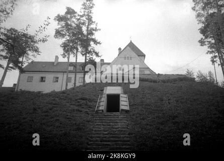 Bygdøy, Oslo 19450515. Villa Grande ou Gimle, maison de Vidkun Quisling pendant la Seconde Guerre mondiale Extérieur de la maison, probablement avec l'entrée d'un bunker / abri au milieu de l'image. Photo: NTB Banque D'Images