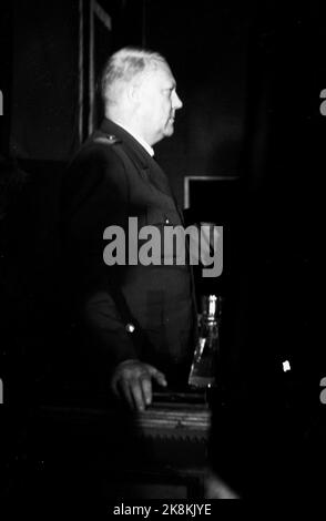 Août 1943. Borgarting à Sarpsborg: Vidkun Quisling sur la chaire. Photo: Johnsen / NTB Banque D'Images