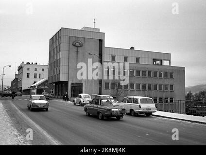 Lillehammer 1972. L'usine de tuyaux de G. Larsen à Lillehammer peut être reprise par les employés car l'usine n'est pas assez rentable pour les propriétaires. Gudbrand Larsen, qui a commencé à faire des touffes supplémentaires à Lillehammer en 1844. Les tuyaux de Lillehammer sont fortement taxés et le nom de Lillehammer a le même son pour les tuyaux que Dunhill et Barring. Photo ; actuelle / NTB Banque D'Images