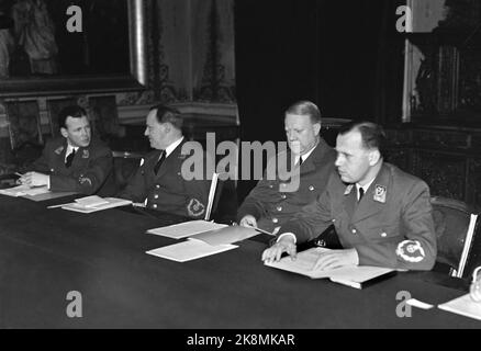 Oslo février 1943. Rencontre des chauffeurs au Château - Ministre Président Vidkun Quisling No 3 de V. photo: Johnsen / NTB Banque D'Images