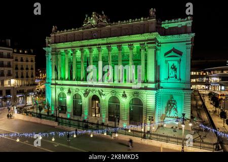 Marseille (sud-est de la France) : feux verts sur la façade du Palais de la Bourse, immeuble de la Bourse le long de la Canebière, dans le quartier Banque D'Images