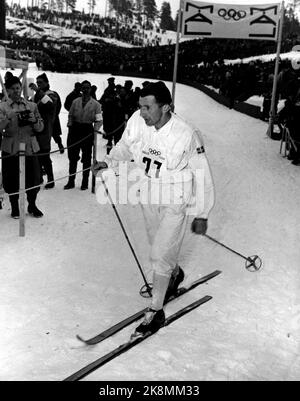 Les Jeux Olympiques d'Oslo en 1952. Jeux Olympiques d'hiver à Oslo, ski de fond, 50 km, hommes. En Suède, Nils Karlsson, connu sous le nom de Mora-Nisse, est en action. Photo : Archives actuelles / NTB Banque D'Images