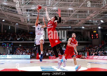 PalaBigi, Reggio Emilia, Italie, 22 octobre 2022, Kassius Robertson (Unahotels Pallacanestro Reggiana) pendant UNAHOTELS Reggio Emilia vs Openjobeti Banque D'Images
