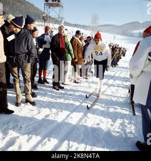 Grenoble, France Jeux Olympiques d'hiver 196802 à Grenoble. Ski de fond, 30 km. Hommes. Gjermund Eggen en action. Photo: NTB / NTB Banque D'Images