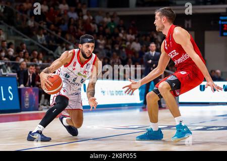 Kassius Robertson (Unahotels Pallacanestro Reggiana) pendant UNAHOTELS Reggio Emilia vs Openjobmestis Varèse, Championnat italien de basket-ball A Serie à Reggio Emilia, Italie, 22 octobre 2022 Banque D'Images