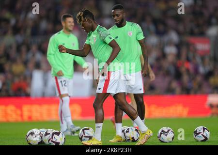 Barcelone, Espagne. 23 octobre 2022, les frères Nico et Inaki Williams du club d'athlétisme lors du match de la Liga entre le FC Barcelone et le club d'athlétisme joué au stade Spotify Camp Nou sur 23 octobre 2022 à Barcelone, Espagne. (Photo de Bagu Blanco / PRESSIN) Banque D'Images