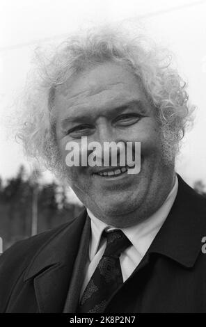 Jessheim 31 mars 1973. Arnardo (Arne Otto Lorang Andersen) sur son chemin à Oslo pour recevoir la Médaille du mérite du Roi en or. Ici portrait avec des souches de barbe. Photo: Ivar Aaserud / courant / NTB Banque D'Images