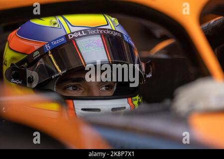 AUSTIN, TEXAS, ÉTATS-UNIS SUR 21. OCTOBRE 2021; Alex PALOU d'Espagne, a un tour dans la McLaren F1 car.Álex Palou Montalbo est un pilote de course espagnol qui conduit pour Chip Ganassi Racing dans la série IndyCar, maintenant vu pendant le Grand Prix F1 à Austin, TEXAS, USA 2021, circuit of the Americas, US F1 GP, Formel 1, Formule 1 - Grand Prix de Formule 1 sur 21 octobre à Austin Texas - image payante - photo crédit: © Irwen SONG/ATP images crédit: SPP Sport Press photo. /Alamy Live News Banque D'Images