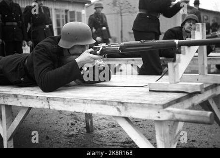 Septembre 1943. La formation d'armes de Hirden à Holmestrand. Photo: Johnsen / NTB Banque D'Images