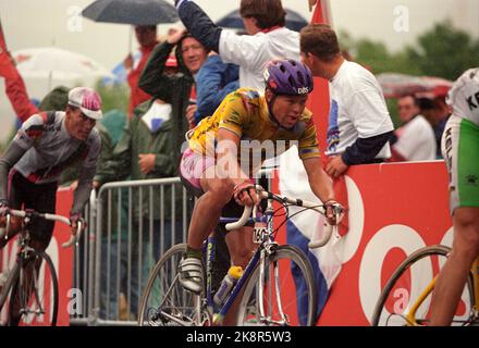 Oslo 29 août 1993. La coupe du monde du cyclisme est organisée en Norvège. Ici d'Oslo pendant le départ conjoint des hommes pour les hommes. Il était pluvieux et très doux. Photo: Aleksander Nordahl / NTB / NTB Banque D'Images