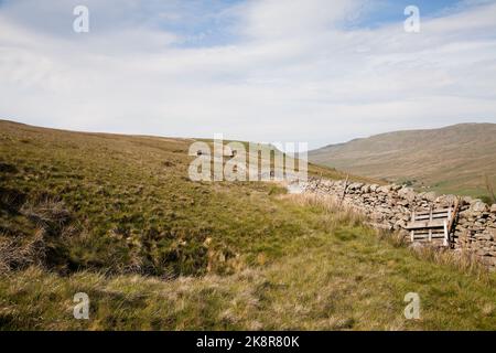 Mur de pierre sèche sur Mallerstang Common, Cumbria, Royaume-Uni Banque D'Images