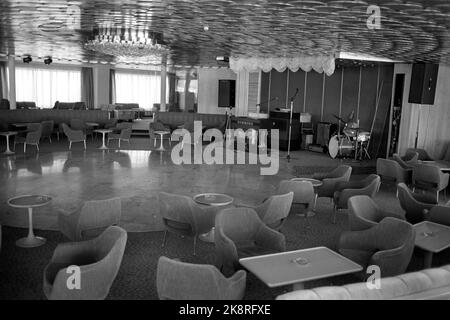 Oslo 19710514 bateau de croisière Sea Venture au quai d'Oslo. Intérieur, restaurant de danse avec piste de danse et scène. Photo: NTB / NTB Banque D'Images