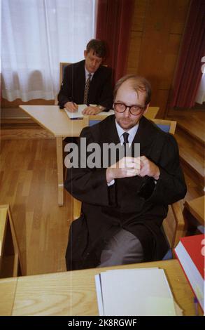 STAVANGER. Trial, le meurtre de Birgitte Tengs. L'acquittement du cousin, qui a été accusé du meurtre. - Le procureur du Tengssaker, premier avocat Harald Grønlien, doit voir la bataille qui a perdu après l'acquittement du cousin de Birgitte dans le Tengssaker mercredi. (Photo : Marius Harlem, NTB plus) Banque D'Images