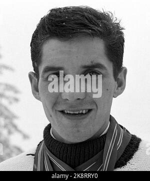 Oslo coupe du monde de février 1966 à Holmenkollen. Le roi de la coupe du monde était Gjermund Eggen de Norvège qui a remporté trois médailles d'or, à 15 kilomètres, 50 kilomètres et relais. Photo: Actuel / NTB Banque D'Images