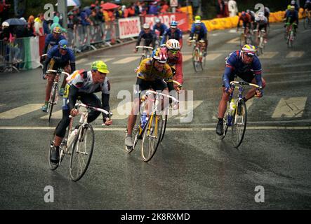 Oslo 29 août 1993. La coupe du monde du cyclisme est organisée en Norvège. Ici d'Oslo pendant le départ conjoint des hommes pour les hommes. Il y avait de la pluie et il y avait beaucoup de douceur sous l'école de Seamen à Ekeberg/vieille ville. Photo: Aleksander Nordahl / NTB / NTB Banque D'Images
