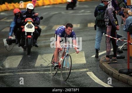 Oslo 29 août 1993. La coupe du monde du cyclisme est organisée en Norvège. Ici d'Oslo pendant le départ conjoint des hommes pour les hommes. Il y avait de la pluie et il y avait beaucoup de douceur sous l'école de Seamen à Ekeberg/vieille ville. Photo: Aleksander Nordahl / NTB / NTB Banque D'Images