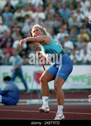 Oslo 19940722. Trine Solberg Hattestad action Spyd, femmes, Jeux Bislett, 22 juillet 1994. Photo : Erik Johansen/NTB Banque D'Images