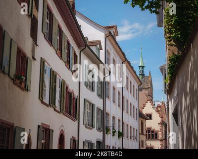 Bâtiments dans le centre ville de Bâle , Suisse. Promenez-vous dans la vieille ville, l'une des villes les mieux préservées et les plus belles d'Europe Banque D'Images