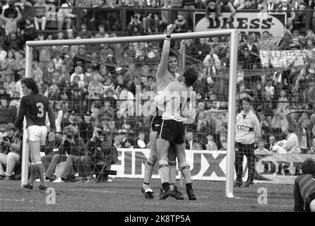 Oslo 19851020 Ullevaal Stadium. La finale de la tasse. Lillestrøm - Vålerenga 4-1. Andrè Krogsæter a encore marqué. Photo: Erik Thorberg / NTB Banque D'Images