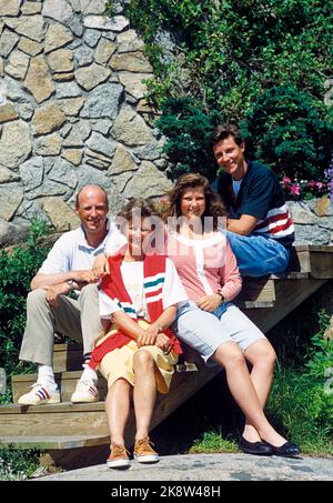 Tjøme 15 juillet 1991. La famille royale s'est réunie à la maison de campagne Berget sur Tjøme. De v; le roi Harald, la reine Sonja, la princesse Märtha et le prince héritier Haakon. Photo; Morten Holm / NTB / NTB Banque D'Images