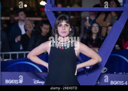 Rome, Italie. 24th octobre 2022. Aurora Calabresi assiste au tapis rouge lors de la première de la série télévisée "Boris 4" devant l'Auditorium della Conciliazione à Rome, le 24 octobre 2022 (photo de Matteo Nardone/Pacific Press) Credit: Pacific Press Media production Corp./Alay Live News Banque D'Images