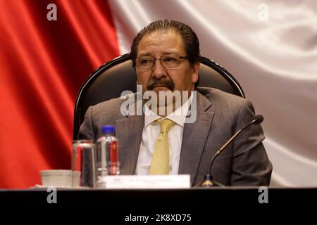 Non exclusif: 24 octobre 2022, Mexico, Mexique: Le président de la Commission des infrastructures de la Chambre des députés, Reginaldo Sandoval du Banque D'Images