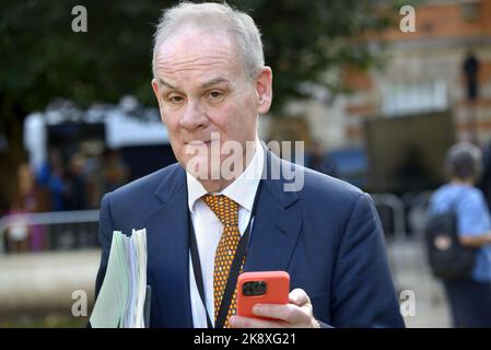 Lord Moylan / Baron Moylan (Daniel Moylan, homologue conservateur) à Westminster, le jour où Rishi Sunak est devenu chef du parti conservateur. 24th octobre Banque D'Images