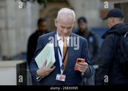 Lord Moylan / Baron Moylan (Daniel Moylan, homologue conservateur) à Westminster, le jour où Rishi Sunak est devenu chef du parti conservateur. 24th octobre Banque D'Images