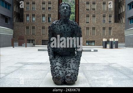 Sculpture.titre: Green Self-Portrait.artiste: Jaume Plensa. Année: 2007.Andorre Banque D'Images