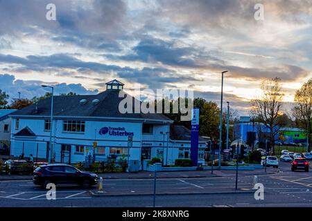 Gare de Translink Ulsterbus à Enniskillen, comté de Fermanagh, Irlande du Nord. Il est au milieu du comté, entre la partie supérieure et la partie inférieure Banque D'Images