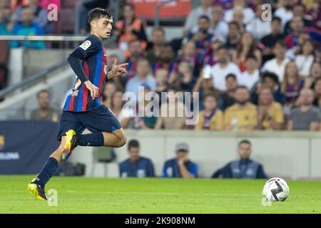 BARCELONE, ESPAGNE - OCTOBRE 23 : Pedri du FC Barcelone lors du match de la division Primera entre le FC Barcelone et le Club Athlétique de Bilbao au camp Spotify Nou sur 23 octobre 2022 à Barcelone, Espagne (photo de DAX Images/Orange Pictures) Banque D'Images