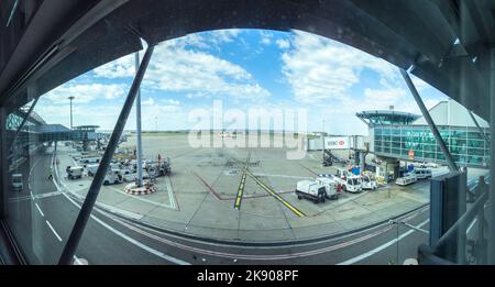 MARSEILLE, FRANCE - 25 JUILLET 2015 : aéroport de Marseille on à Marseille, France. Marseille est la capitale européenne de la culture pour 2013 et vise à attr Banque D'Images