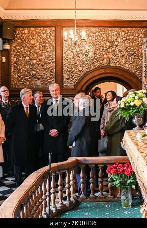 Roi Philippe - Filip de Belgique et de Lituanie Président Gitanas Nauseda photographié lors d'une visite à Vilnius, le deuxième jour de la visite officielle du couple royal belge en République de Lituanie, mardi 25 octobre 2022, à Vilnius. BELGA PHOTO POOL FREDERIC ANDRIEU Banque D'Images