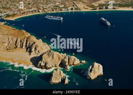 Ultra-léger vol sur les terres Fin des pierres à Cabo San Lucas, Baja California Sur, Mexique Banque D'Images