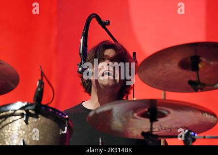 Rio de Janeiro, Brésil, 21 octobre 2022. Chanteur et multi-instrumentiste Zachary Walker Hanson, lors d'un concert du groupe américain Hanson, à Qual Banque D'Images