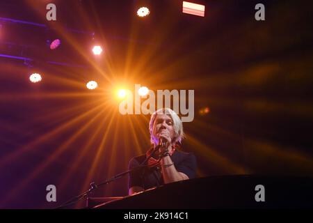 Rio de Janeiro, Brésil, 21 octobre 2022. Jordan Taylor Hanson, chanteur et multi-instrumentiste, lors d'un concert du groupe américain Hanson, à Quali Banque D'Images