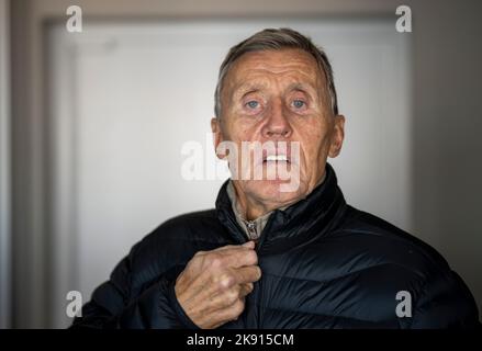 Börje Salming, 71 ans, est malade. La légende du hockey sur glace a été diagnostiquée avec la SLA et a perdu la capacité de parler. Sa femme, Pia, parle de la vie Banque D'Images