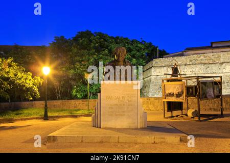 Monument au patriote Corse, homme d'État et chef militaire Pasquale Paoli (1725-1807) à Ajaccio (Corse-du-Sud) sur l'île de Corse, France Banque D'Images