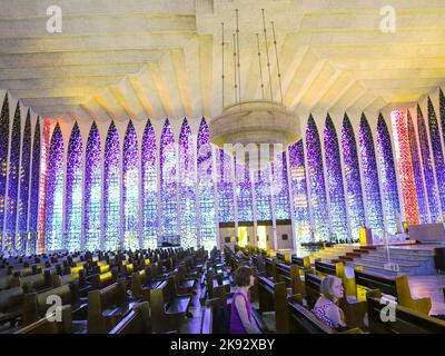 BRASILIA, BRÉSIL - OCT 26, 2013: Le Santuario Dom Bosco (Sanctuaire de Dom Bosco) honore le saint italien qui rêvait d'une ville utopique en 1883 à B Banque D'Images