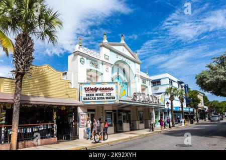 KEY WEST, USA - 26 AOÛT 2014: Key West Cinema Theatre Strand à Key West, Floride, USA, c'est un cinéma historique mais encore en service. Banque D'Images