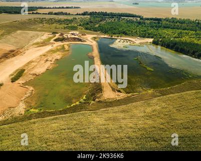 Paysage de sable et processus d'exploitation minière et de production de produits Banque D'Images