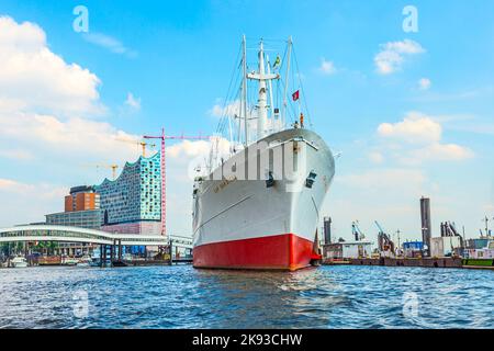 HAMBOURG, ALLEMAGNE -17 JUILLET 2014: MS Cap San Diego est un cargo général, situé comme navire de musée à Hambourg, Allemagne. Le Cap San Diego a été construit Banque D'Images