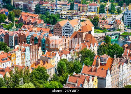 Gdansk, Pologne, Europe. Magnifique vue panoramique sur la vieille ville de Gdansk Banque D'Images