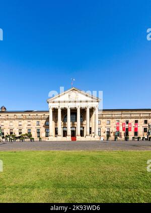 WIESBADEN, ALLEMAGNE - AOÛT 19: casino Spielbank de Wiesbaden inauguré en 1810 sur 19 août 2012 à Wiesbaden, Allemagne. Fjodor Dostojewskis roman 'th Banque D'Images