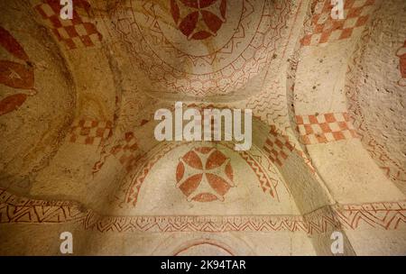 Eglise de la Croix maltaise, église souterraine à goreme musée en plein air, Cappadoce, Anatolie, Turquie Banque D'Images